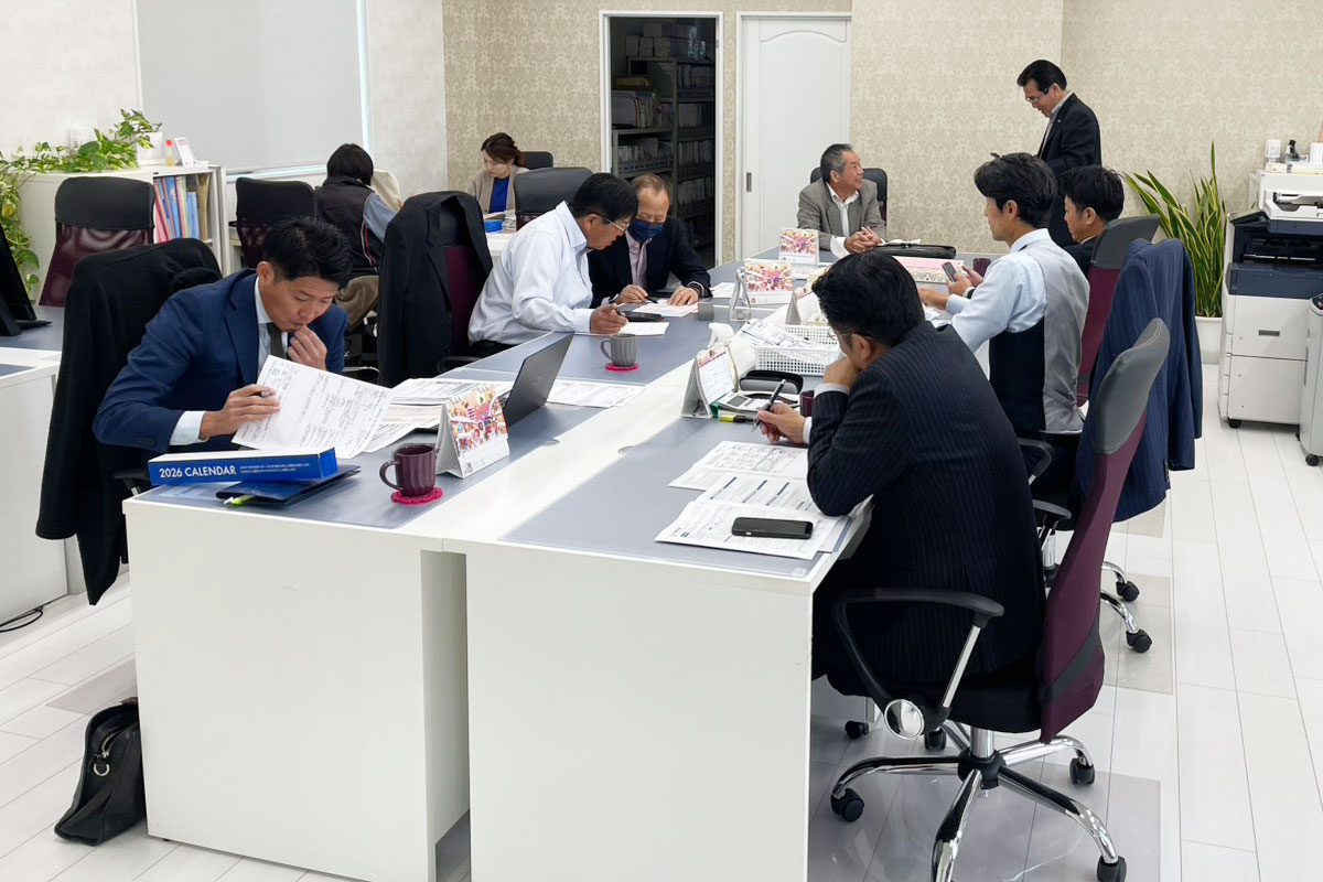 シャリテ社内風景